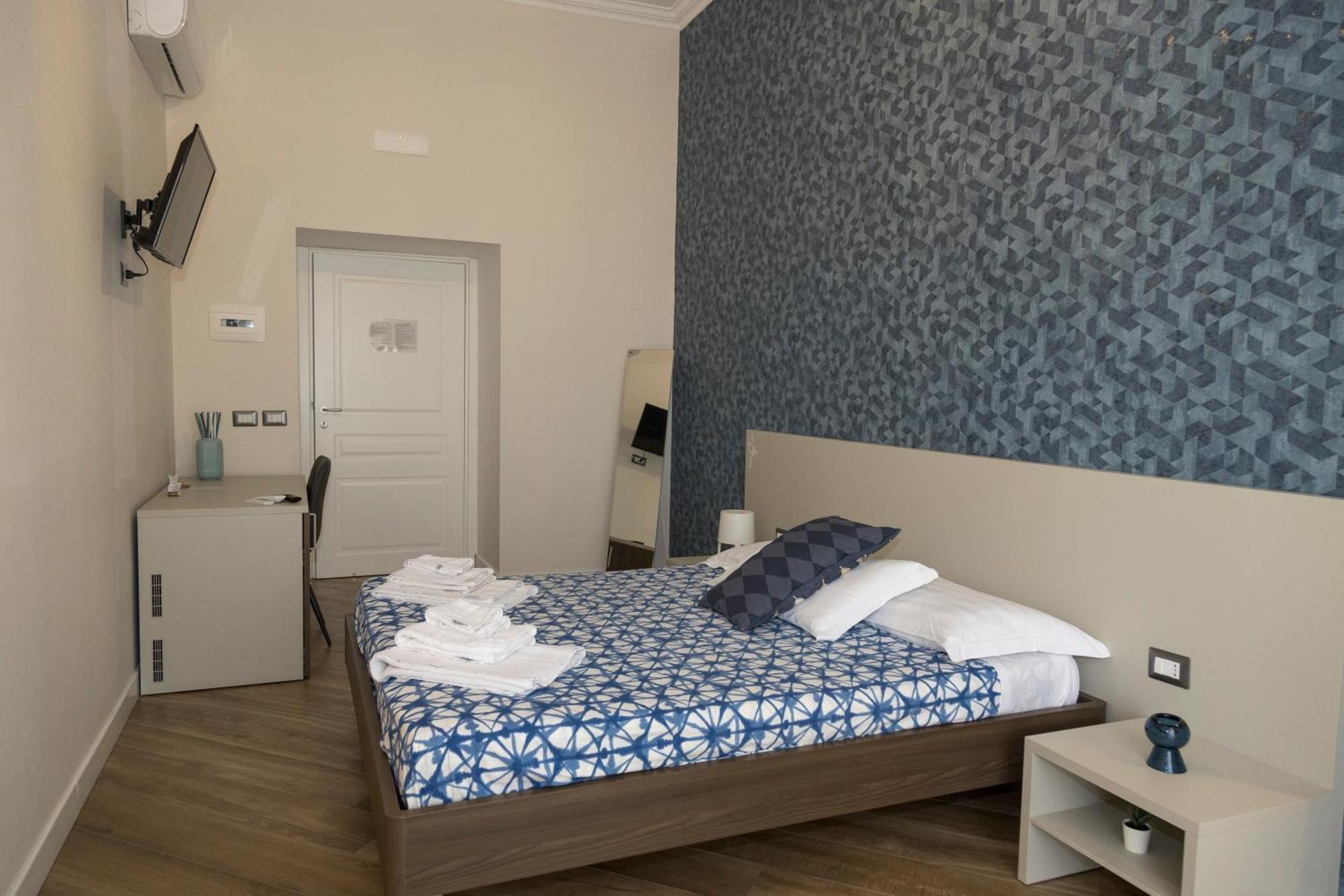 Rooms Garibaldi Nápoles Exterior foto